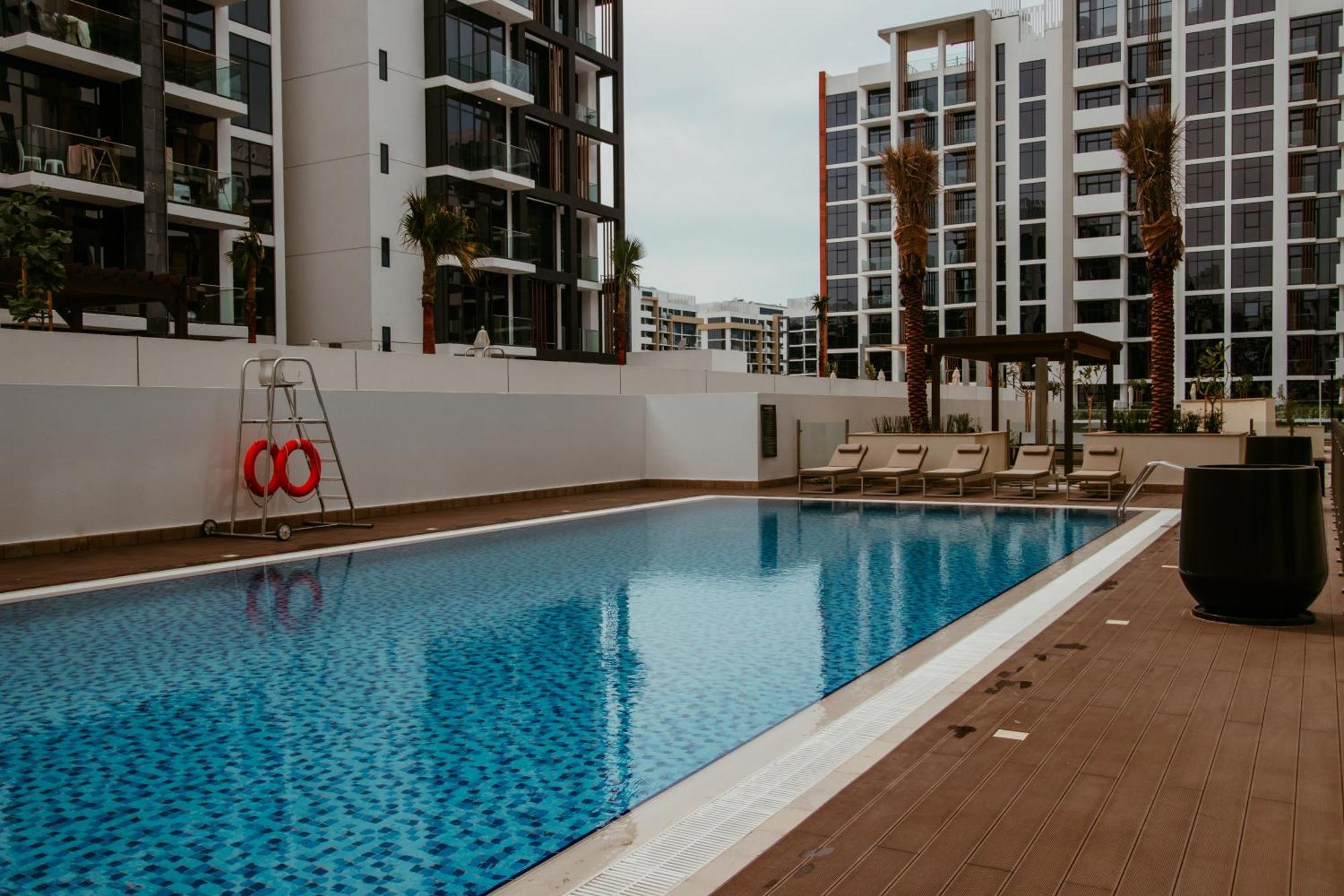 Apartment Modern Oasis: Spacious Near Downtown *
